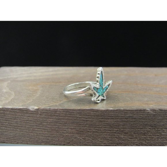 Size 4.25 Sterling Silver Turquoise Chip Inlay Leaf Band Ring Vintage Statement - Picture 2 of 8